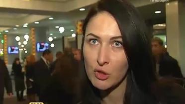 Юбилей Ани Лорак сопровождался криками "позор" и дымовыми шашками