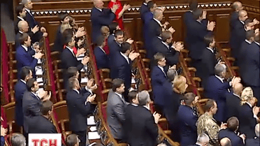 Парламент результативно попрацював у свій перший робочий день