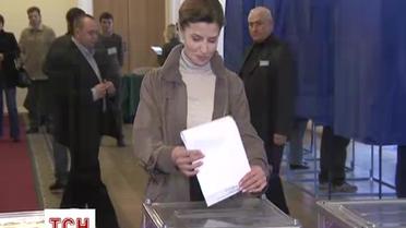 Дружина Порошенка Марина вже проголосувала на парламентських виборах