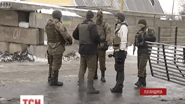 На Луганщині в день тиші "обійшлися" тільки автоматними чергами