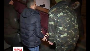 До Києва привезли тіла двох вбитих у зоні АТО добровольців