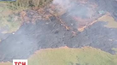 На Гавайях вулканічна лава практично впритул наблизилася до одного з місцевих поселень