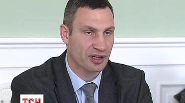 Кличко пообещал, что "Жовтень" восстановят и приватизировать не будут