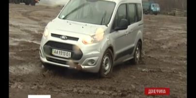 В районе Мариуполя почти целый день продолжается ливень