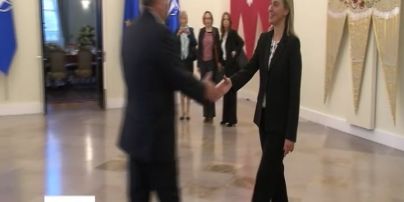 Санкции в отношении России остаются "на столе" у Евросоюза