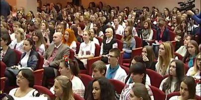 Русский «ЛайфНьюз» утверждает, что украинцы вскоре перейдут на латиницу