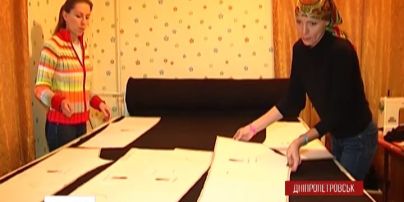 В Днепропетровске три сестры шьют одежду для бойцов АТО