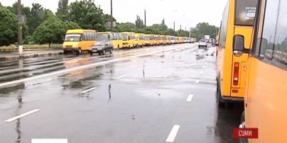 В Сумах маршрутчики объявили забастовку