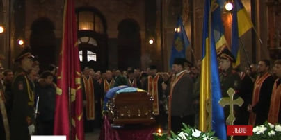 Львовяне сегодня провели в последний путь двух своих земляков, погибших в зоне АТО