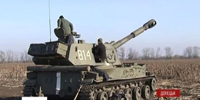 Донецкий аэропорт боевики не прекращают обстреливать из минометов