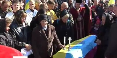 Как волонтеры находят и возвращают тела героев домой
