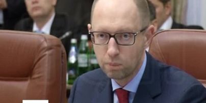 Яценюк заявил, что Украина никогда не будет вести переговоры с российскими боевиками