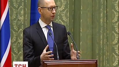 Яценюк розповів про гуманітарну катастрофу на Донбасі