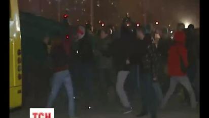 У Києві сутички міліції з противниками будівництва торговельного центру