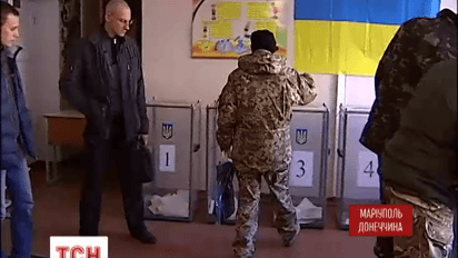 Жителі Маріуполя активно йдуть голосувати