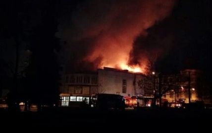 Милиция задержала подозреваемых в поджоге кинотеатра "Жовтень"