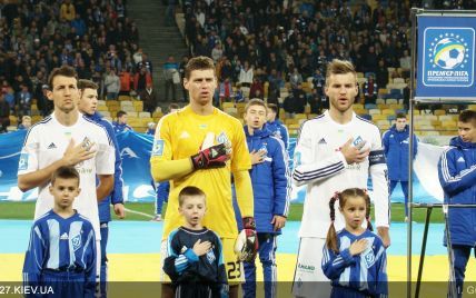 Бразильський захисник "Динамо" пояснив, чому тримає руку на серці під час гімну України