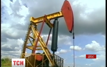 Обвал цен на нефть может частично уничтожить ее добычу и подорвать экономику РФ, Венесуэлы и Ирана