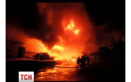 МЧСники ликвидировали очередной крупный киевский пожар