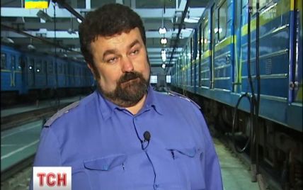 Машинист киевского метро повторил сообщение о штурме Майдана через год после Революции достоинства