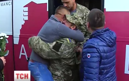 Бійці 95-ї бригади повернулися з Донецького аеропорту без втрат