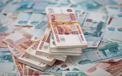 Нацбанк повністю заборонив нові депозити і кредити у російських рублях на території України