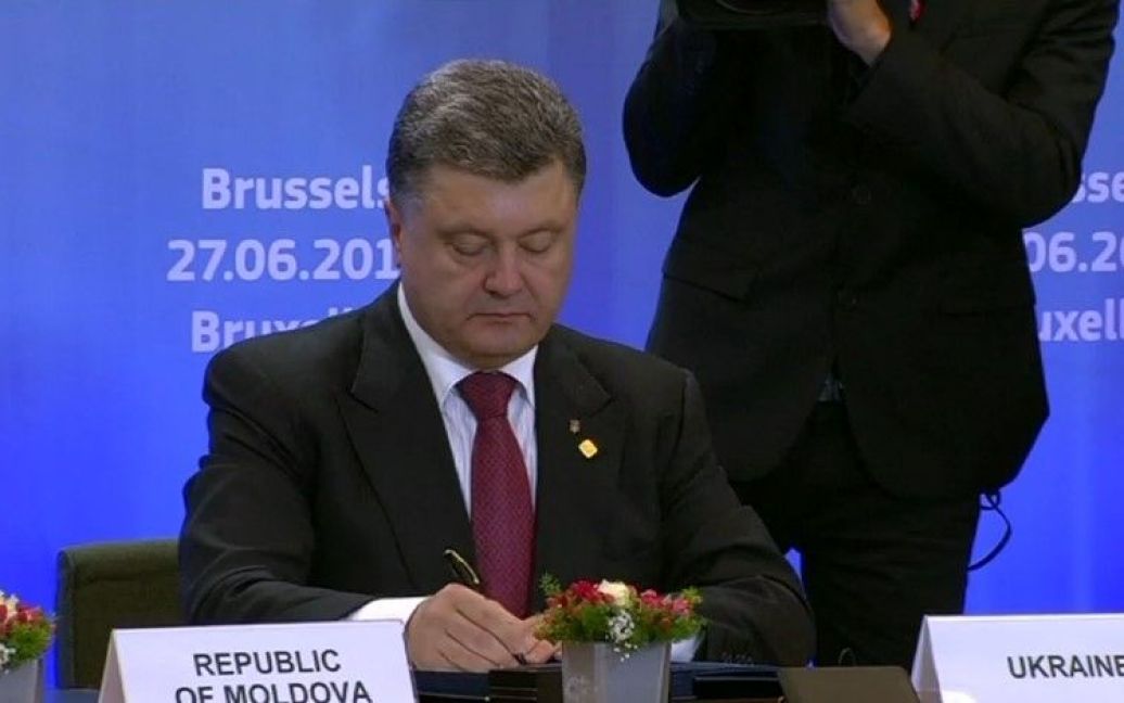 Порошенко підписав економічну частину угоди про асоціацію / © ТСН