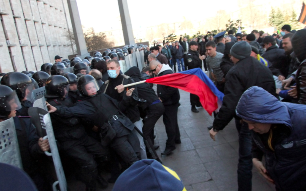 В Донецке сепаратисты захватили ОГА / © novosti.dn.ua