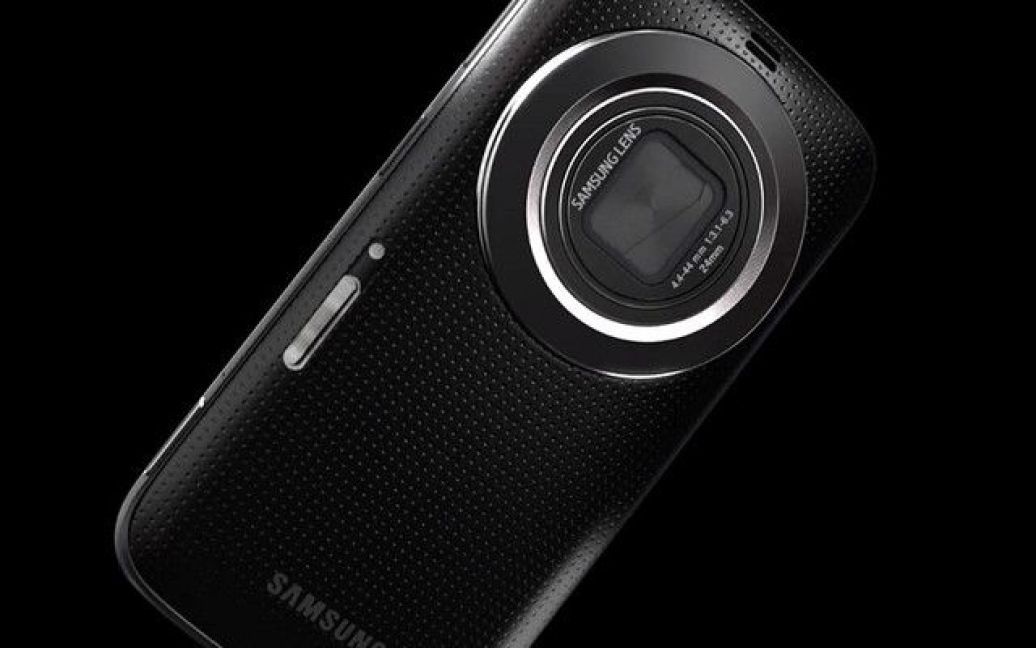 Galaxy K zoom / © samsung.com
