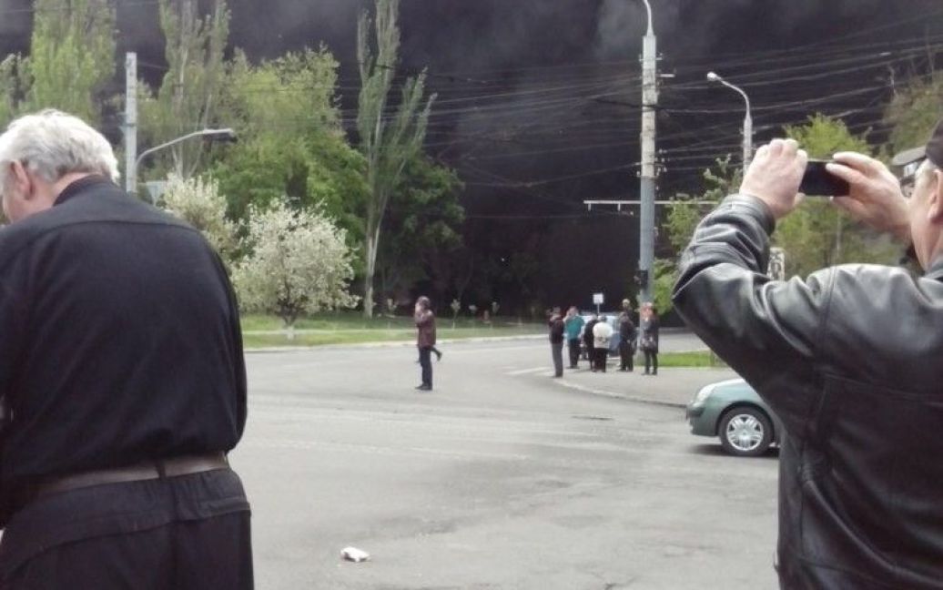 В Мариуполе Донецкой области сегодня кровавый День Победы - десятки убитых и раненых в ходе АТО / © 0629.com.ua