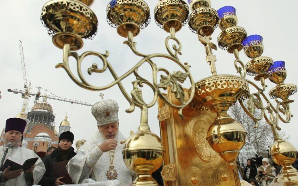 Митрополит Владимир во время ежегодного православного праздника Крещения Господня, в Киеве, 19 января 2009 г. / © УНІАН