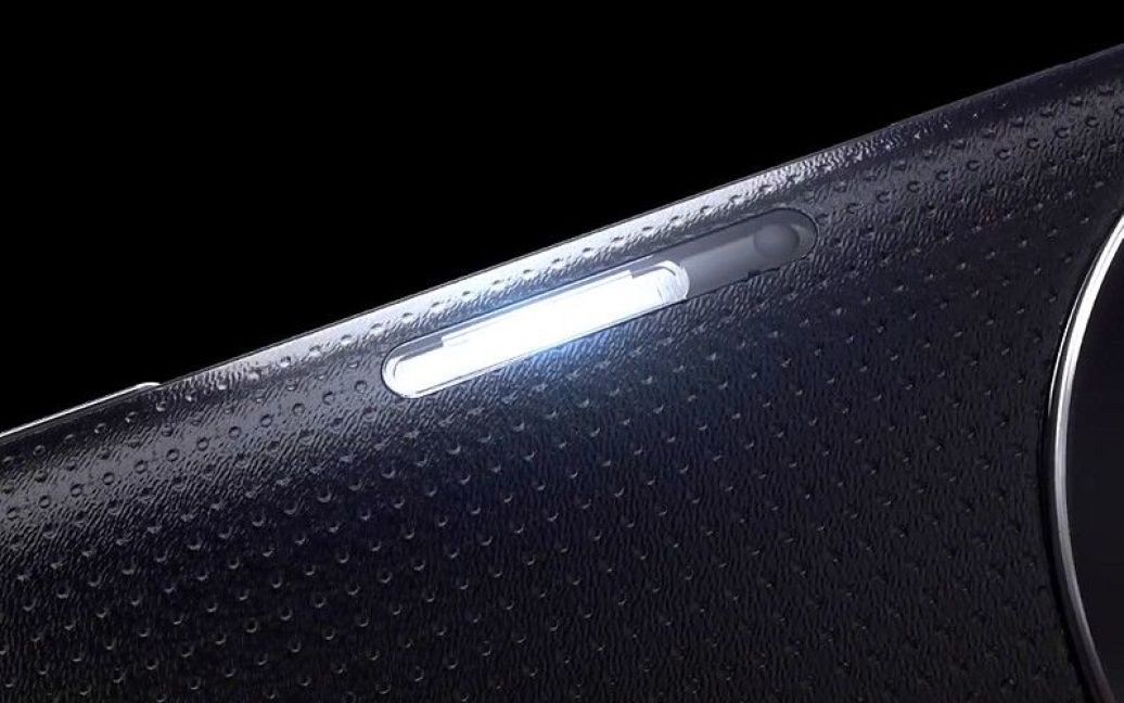 Galaxy K zoom / © samsung.com