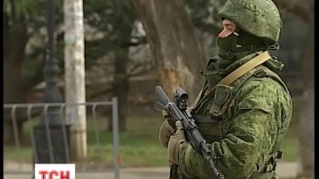 Тымчук: В Луганск переброшены две роты тактических групп войск РФ