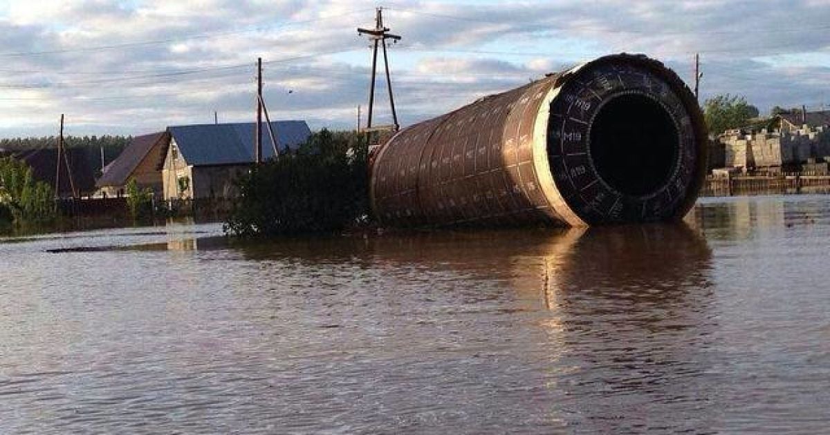 Ракету принесло водой.