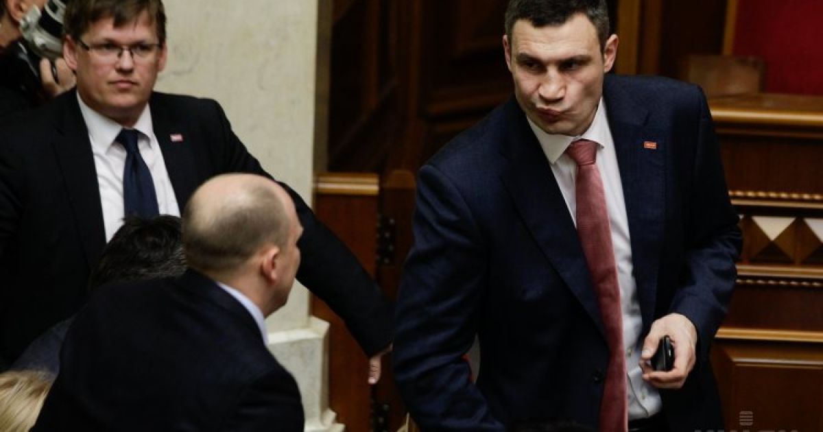 У Кличко говорят, что он не приказывал разбирать баррикады на Майдане