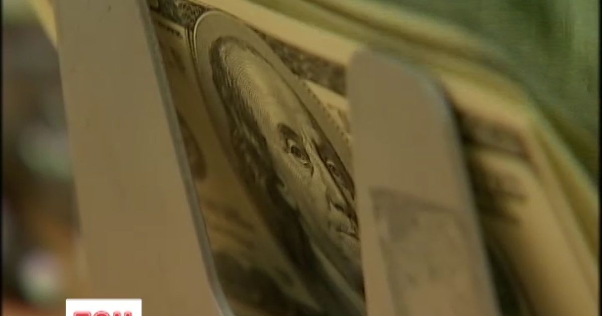 Доллар продолжает расти