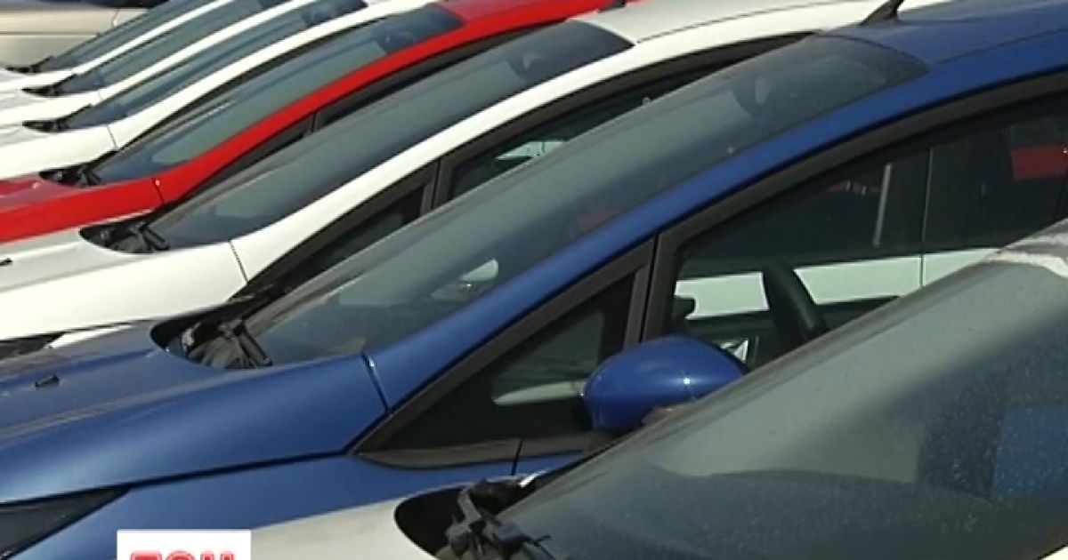 В Украине обвалился авторынок
