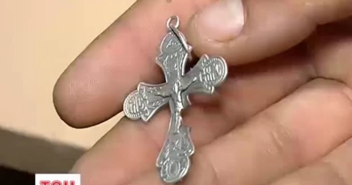 У Криму батько задушив півторарічну доньку натільним хрестиком і намагався видати вбивство за отруєння