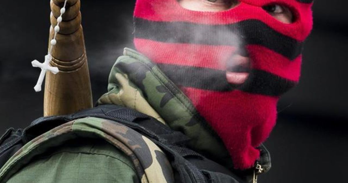 "Правый сектор" подрался с агитаторами коммунистов