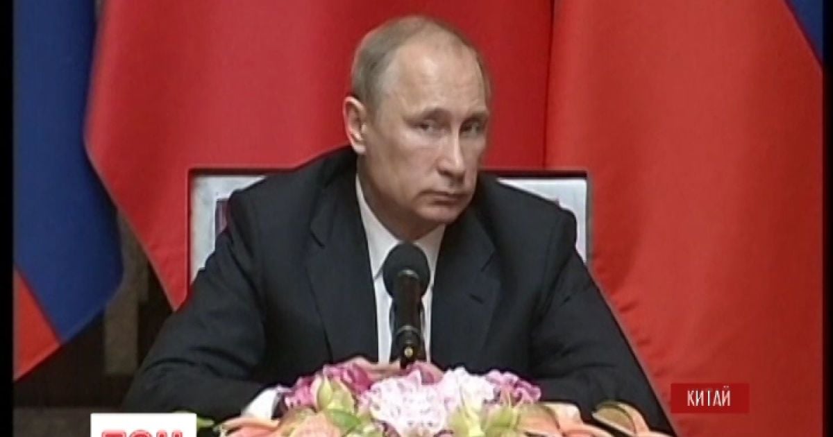 Путин уверяет, что отвел войска от Украины