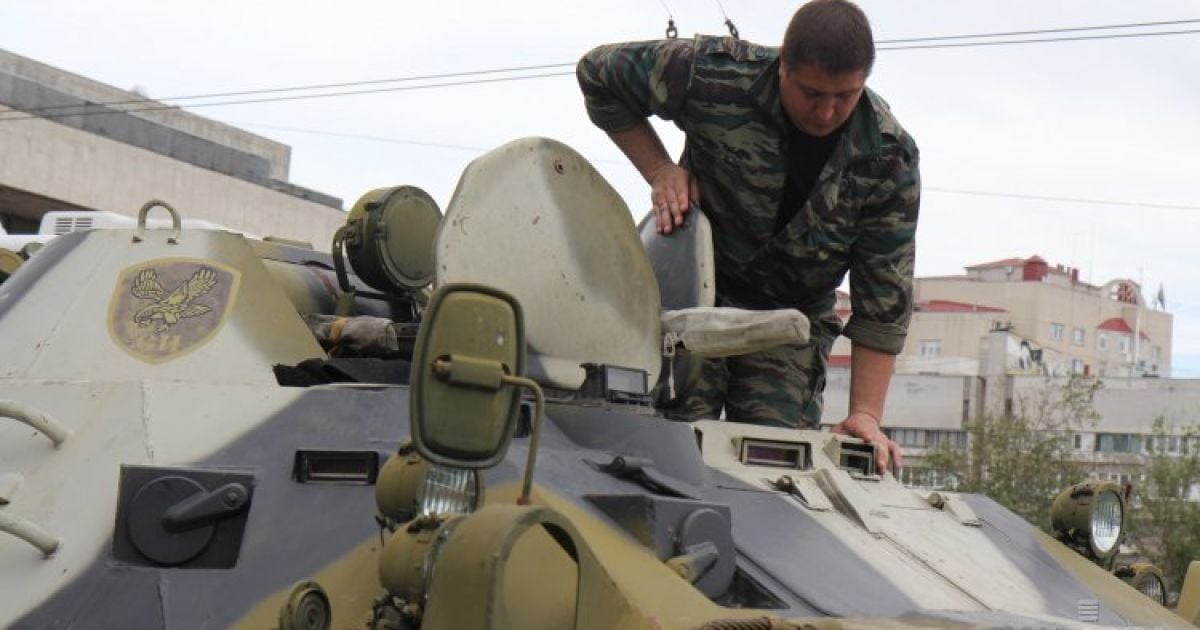 Русская армия сосредоточила военную технику вблизи с Херсонщиной.
