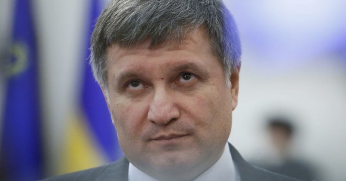 Аваков заявил, что силовики не будут стрелять в сепаратистов