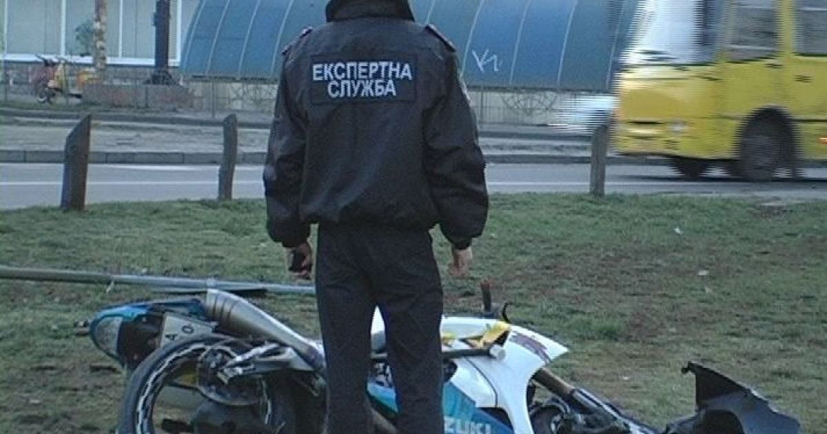 Водитель мотоцикла погиб на месте аварии