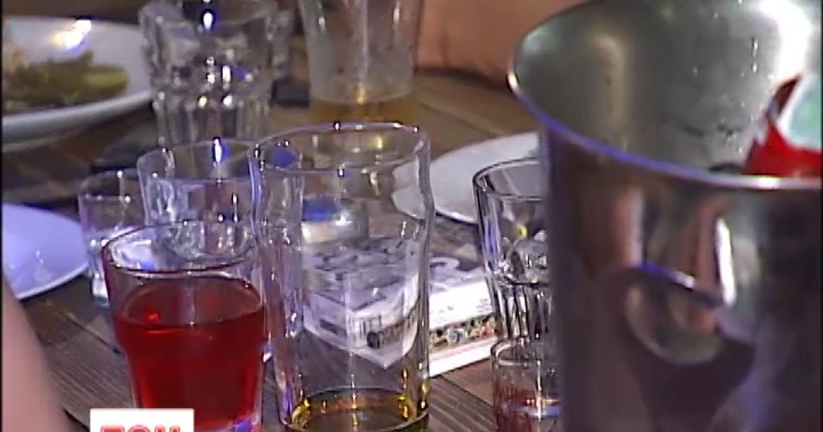 Украинцы стали меньше пить