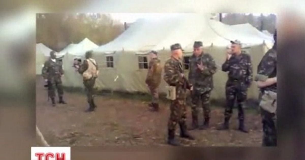 Мол, люди были недовольны условиями проживания