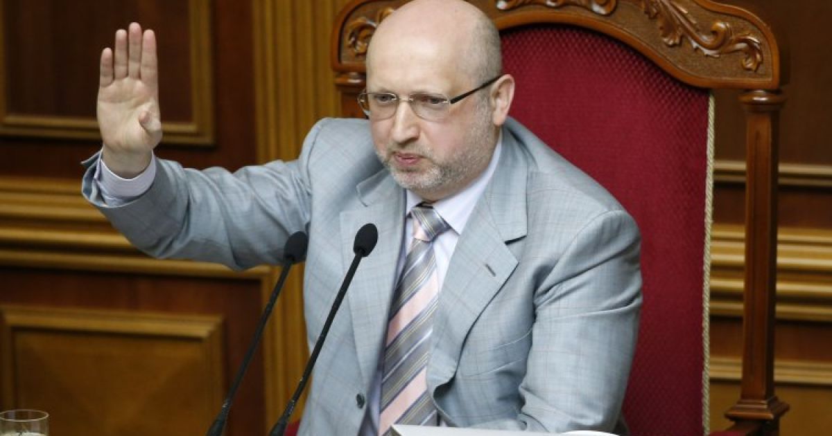 Турчинов назвал российскую  "гуманитарку" "фейком"