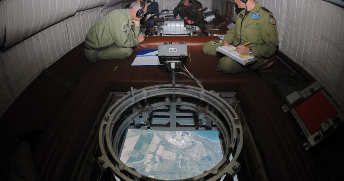 Полет осуществят на американском самолете наблюдения ОС-135Б