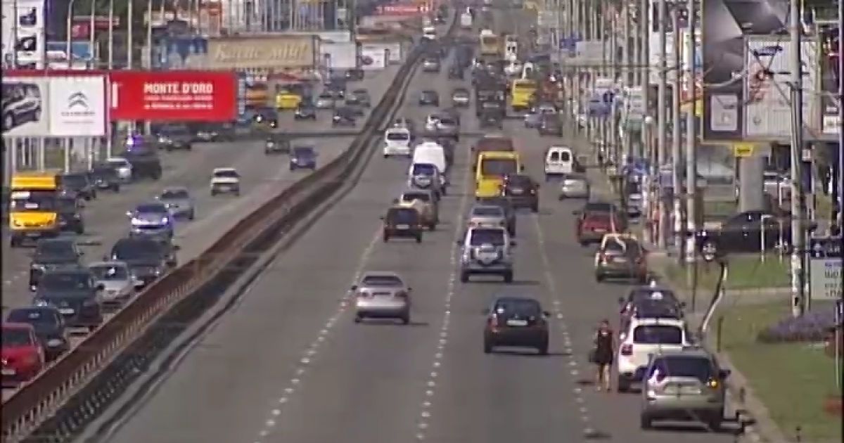 В Интернете все большую популярность набирают 10 заповедей новой Украины