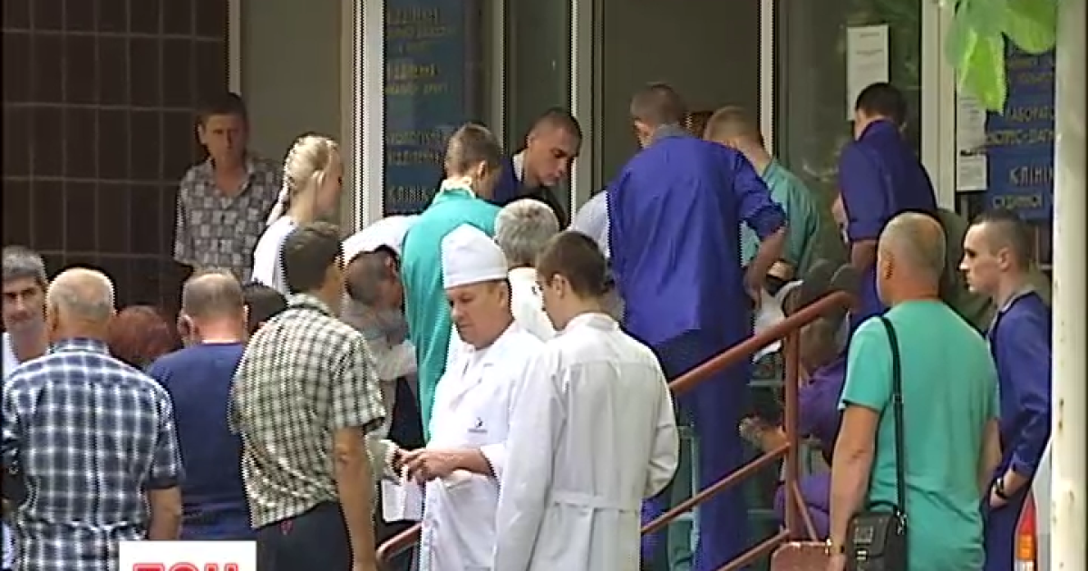 В Киев привезли новых раненых бойцов