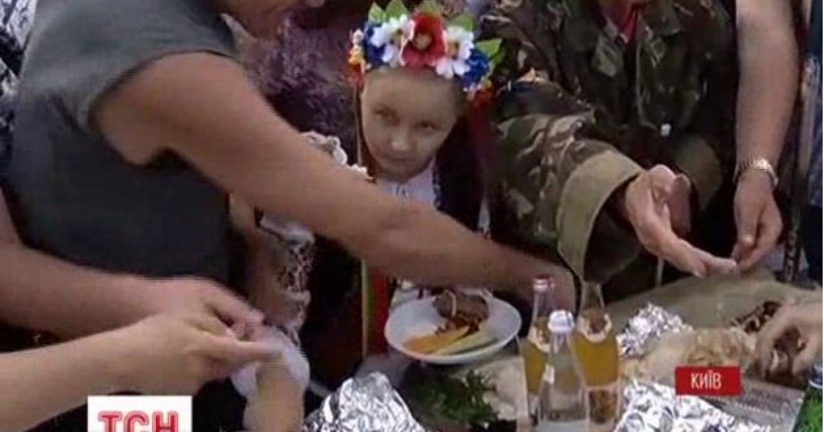 Украинцы охотно лакомились национальными блюдами людей из разных уголков мира